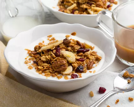 Granola banane et pacanes